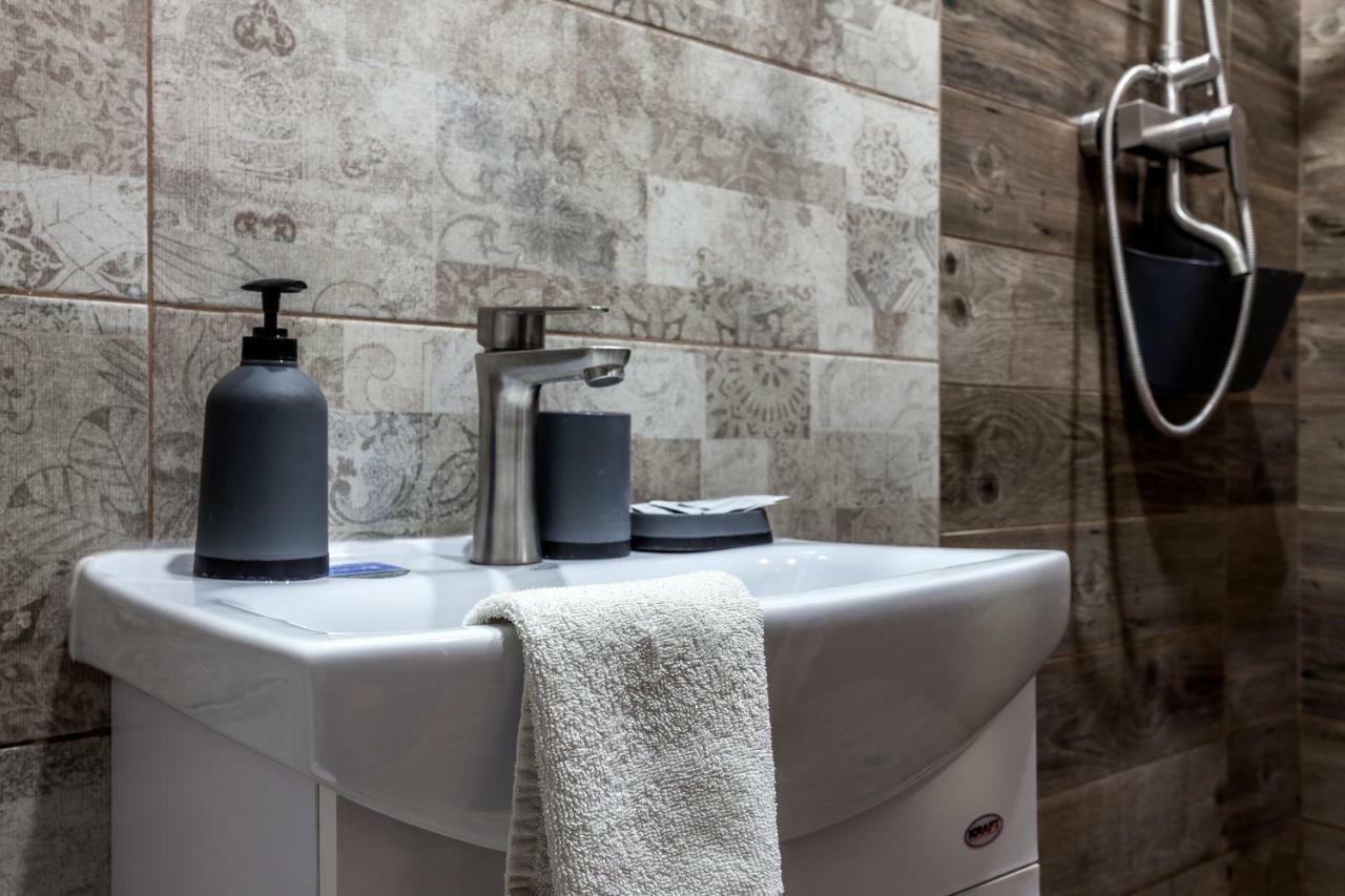Romantic Apartments-near Opera House 5/4 Lviv